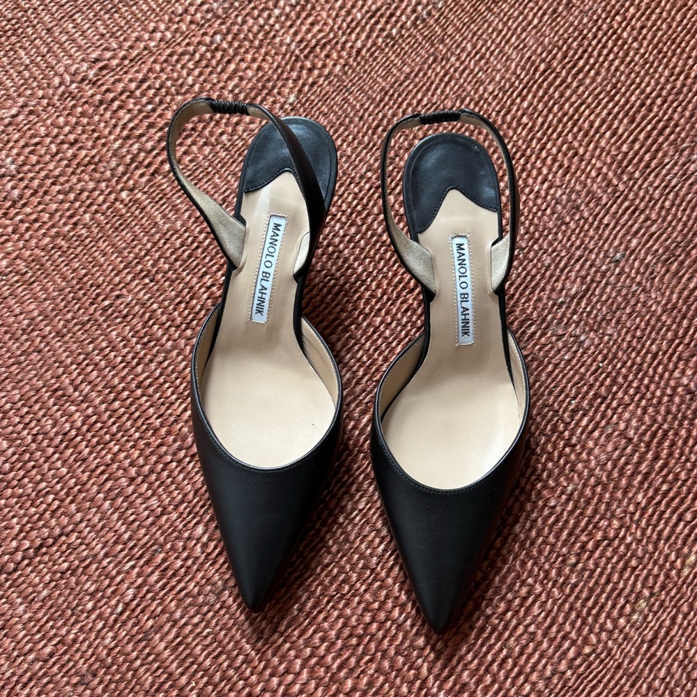 Manolo Blahnik Brown Kitten Heels